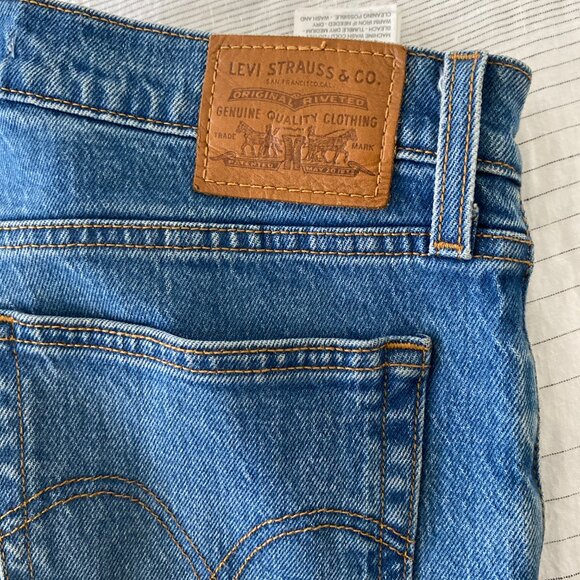 Levi's Wedgie Straight Jeans - Picture 5 of 5